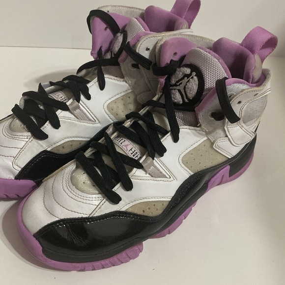 Jordan Jumpman Two Trey Barely
Grape GS Size 7Y DQ8431-105 - Picture 14 of 15